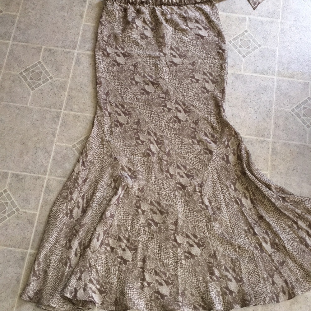 HAUTE HIPPIE NWOT BIAS CUT REAL SILK MAXI SKIRT BADAZZ - Picture 15 of 16